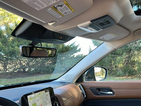 Certified 2025 Nissan Pathfinder Platinum w/ Cargo Package image 23