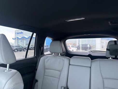 Used 2023 Honda Passport EX-L image 12