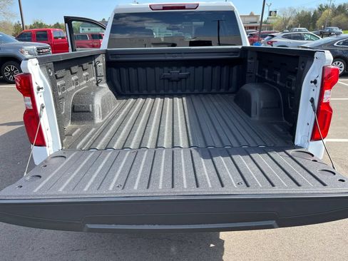New 2026 Chevrolet Silverado 1500 RST w/ LPO, Dark Essentials Package AWD/4WD image 22