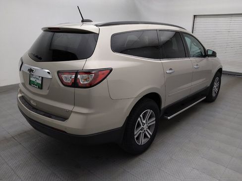 Used 2017 Chevrolet Traverse LT FWD image 9