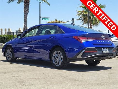 Used 2024 Hyundai Elantra SEL image 25