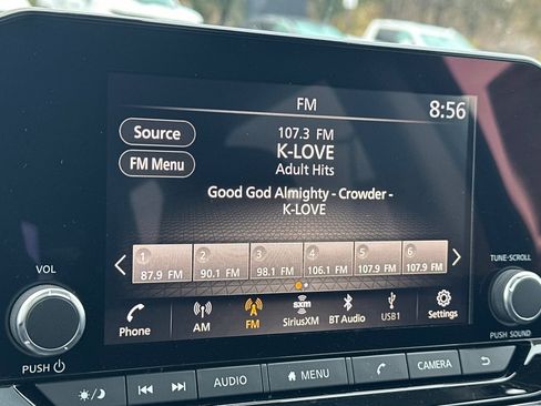 New 2025 Nissan Pathfinder SV w/ SV Premium Package image 23