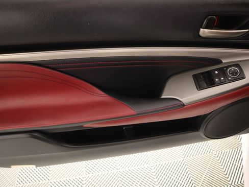 Used 2015 Lexus RC 350 AWD w/ Navigation System Package image 15