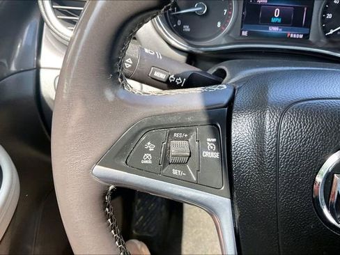 Used 2022 Buick Encore Preferred w/ Safety Package II AWD/4WD image 16