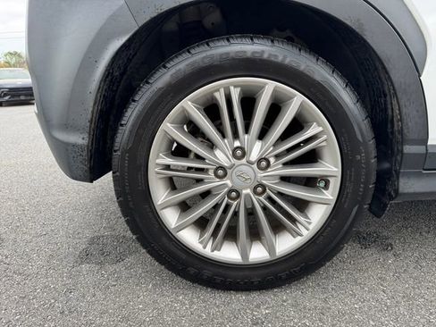 Used 2021 Hyundai Kona SEL Plus image 17