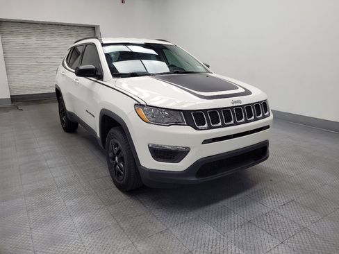 Used 2018 Jeep Compass Sport w/ Tech Group image 13