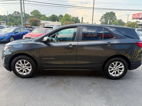 Used 2020 Chevrolet Equinox LS FWD image 8