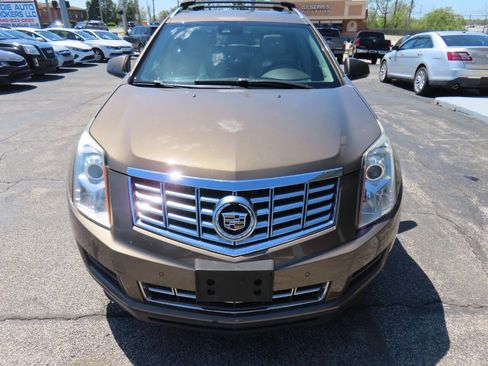 Used 2015 Cadillac SRX Luxury w/ Driver Awareness Package AWD/4WD image 45