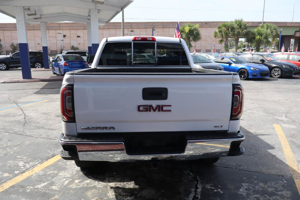 Used 2017 GMC Sierra 1500 SLT w/ SLT Premium Package AWD/4WD image 5