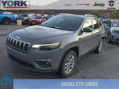 Used 2021 Jeep Cherokee Latitude Lux w/ Comfort/Convenience Group AWD/4WD image 1
