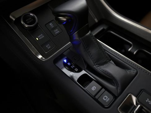 Used 2025 Lexus GX 550 image 29