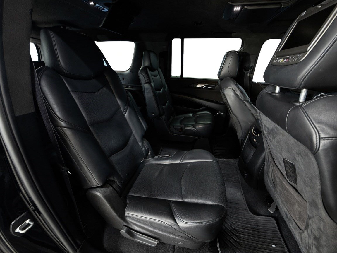 Used 2016 Cadillac Escalade ESV Platinum AWD/4WD image 16
