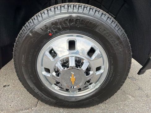 New 2026 Chevrolet Silverado 3500 LTZ w/ LTZ Convenience Package image 10
