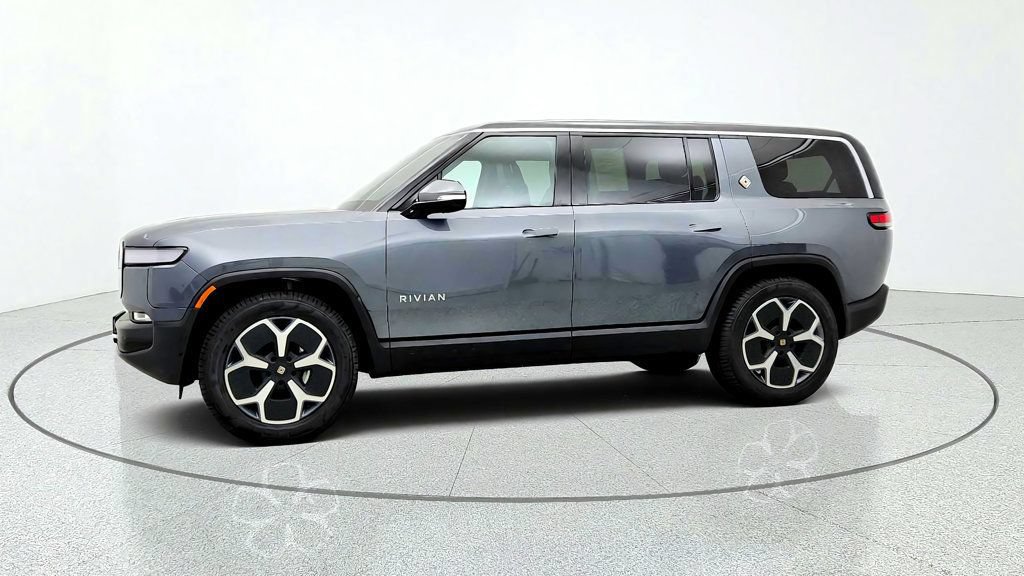 Used 2024 Rivian R1S Adventure Dual AWD/4WD image 8