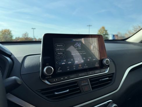 New 2025 Nissan Altima 2.5 S image 19