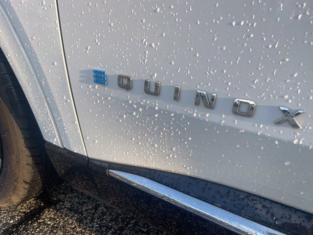 Used 2024 Chevrolet Equinox EV LT FWD image 7