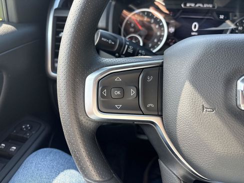 New 2026 RAM 1500 Express AWD/4WD image 18