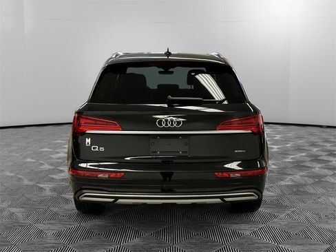 Used 2023 Audi Q5 2.0T Premium Plus w/ Premium Plus Package image 4