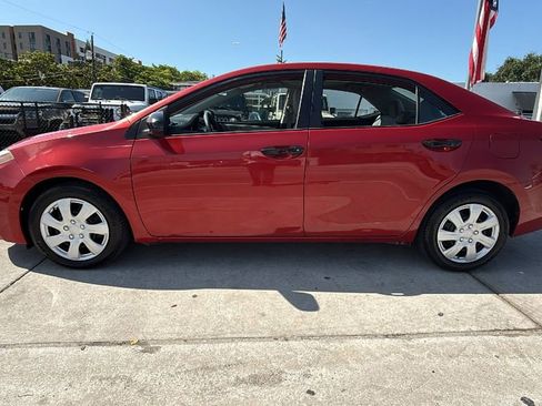 Used 2016 Toyota Corolla LE FWD image 11