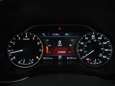 Used 2016 Nissan Maxima Platinum image 27