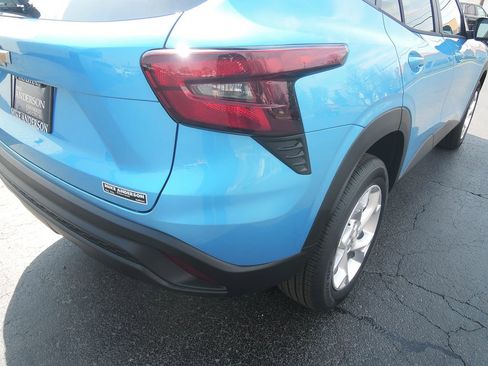 New 2026 Chevrolet Trax LS image 28