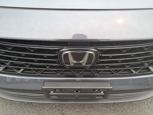 Used 2024 Honda Accord EX image 11