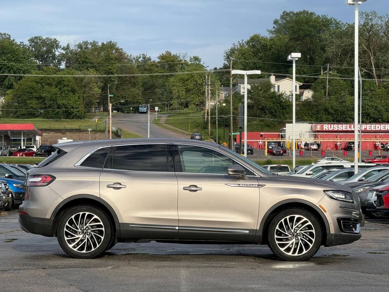 Used 2020 Lincoln Nautilus Reserve w/ Equipment Group 201A AWD/4WD image 6