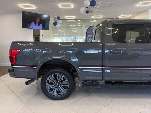 Used 2018 Ford F150 Lariat w/ Equipment Group 502A Luxury image 8