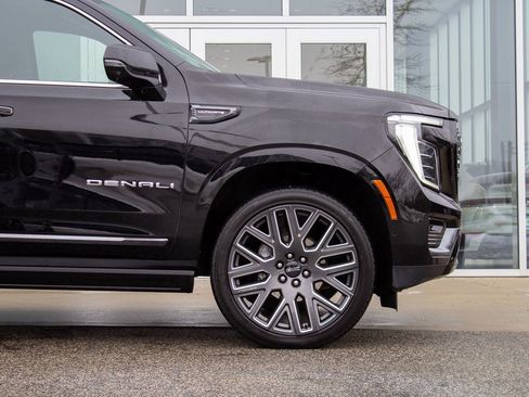 Used 2025 GMC Yukon Denali Ultimate image 5
