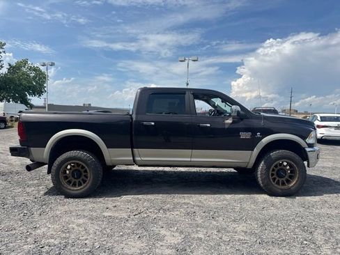 Used 2010 Dodge Ram 2500 Truck Laramie w/ Cold Weather Pkg AWD/4WD image 4