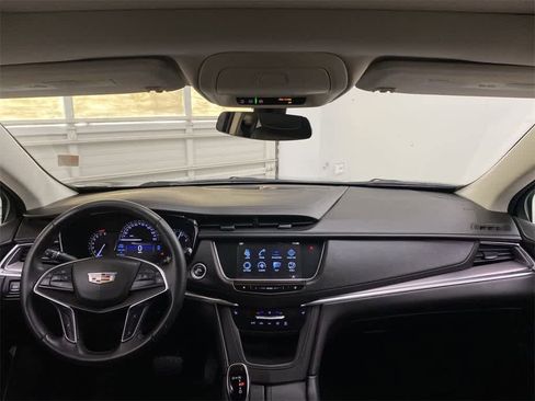 Used 2017 Cadillac XT5 Luxury image 14