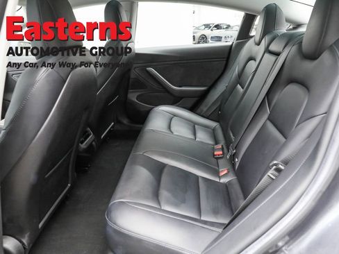 Used 2018 Tesla Model 3 Long Range image 18
