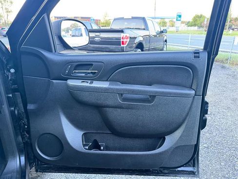 Used 2013 Chevrolet Silverado 1500 LTZ image 19