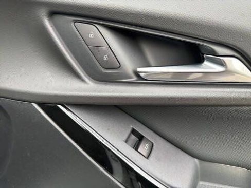 New 2026 Chevrolet Equinox LT w/ Midnight Edition image 11