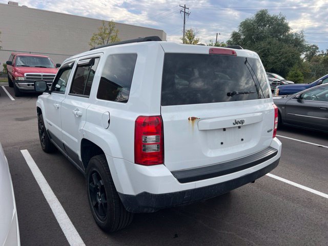 Used 2014 Jeep Patriot Latitude FWD image 7
