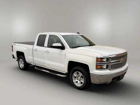 Used 2015 Chevrolet Silverado 1500 LT AWD/4WD image 2