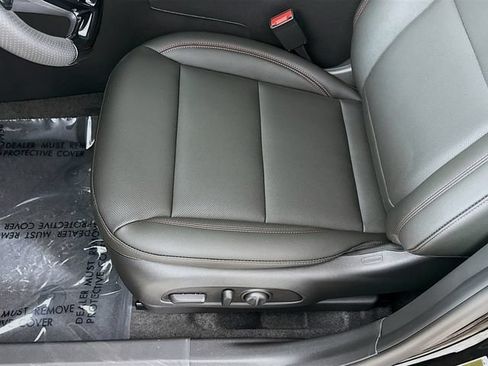 New 2026 Chevrolet Trax RS w/ Sunroof Package FWD image 20