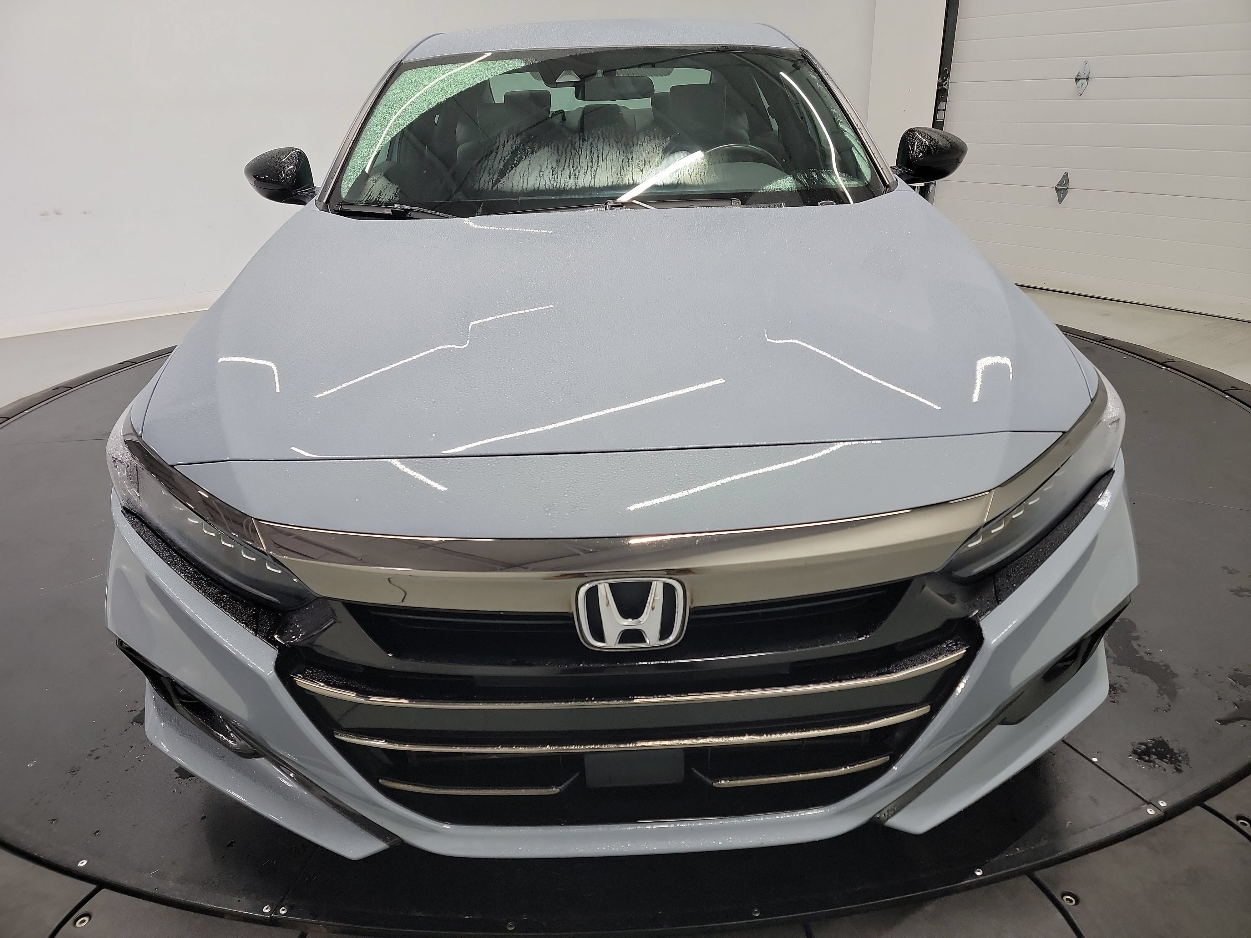 Used 2022 Honda Accord Sport image 2