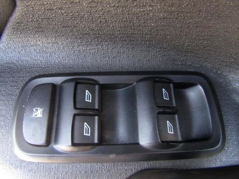 Used 2019 Ford Fiesta SE FWD image 11