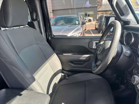 Used 2022 Jeep Wrangler Unlimited Sport image 10