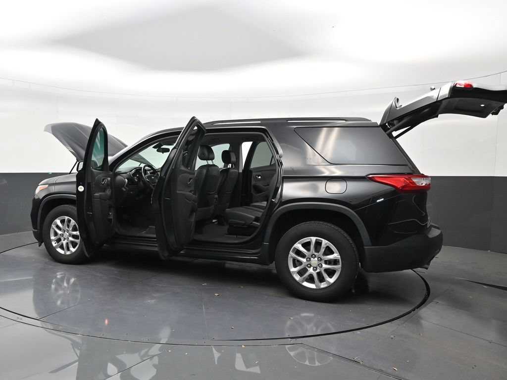 Used 2019 Chevrolet Traverse LT FWD image 30