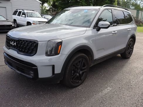 Used 2024 Kia Telluride SX X-Line AWD/4WD image 2