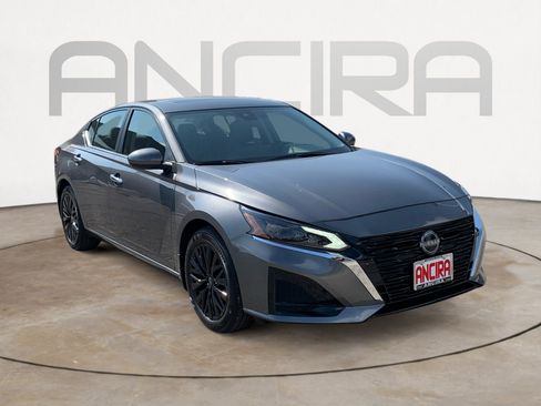 New 2025 Nissan Altima 2.5 SV w/ SV Special Edition Package image 4