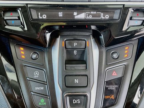 Used 2025 Honda Odyssey Touring image 21