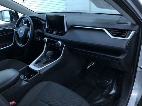 Certified 2025 Toyota RAV4 LE image 23