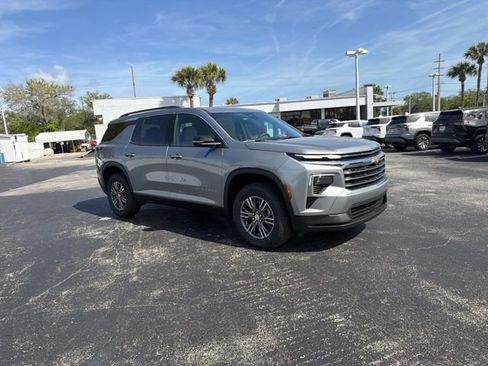 New 2026 Chevrolet Traverse LT FWD image 18