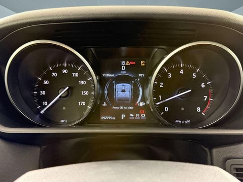 Used 2017 Land Rover Range Rover Sport HSE AWD/4WD image 18
