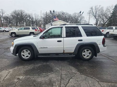 Used 2002 Chevrolet TrailBlazer LS w/ Preferred Equipment Group image 6