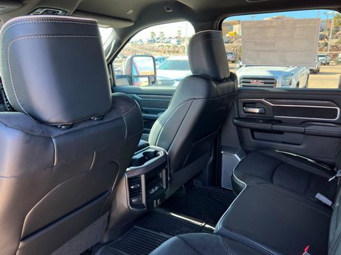 New 2026 RAM 3500 Laramie AWD/4WD image 19