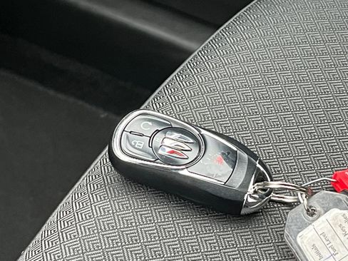 Used 2025 Buick Encore GX Preferred image 22